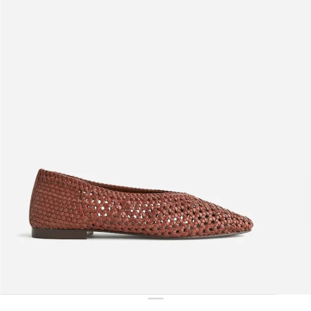 NWT Madewell Mylie Ballet Flat in handwoven leather. Size 8.5. Cherry wood.